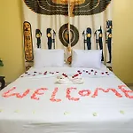 Royal Bella Casa Pyramids Inn