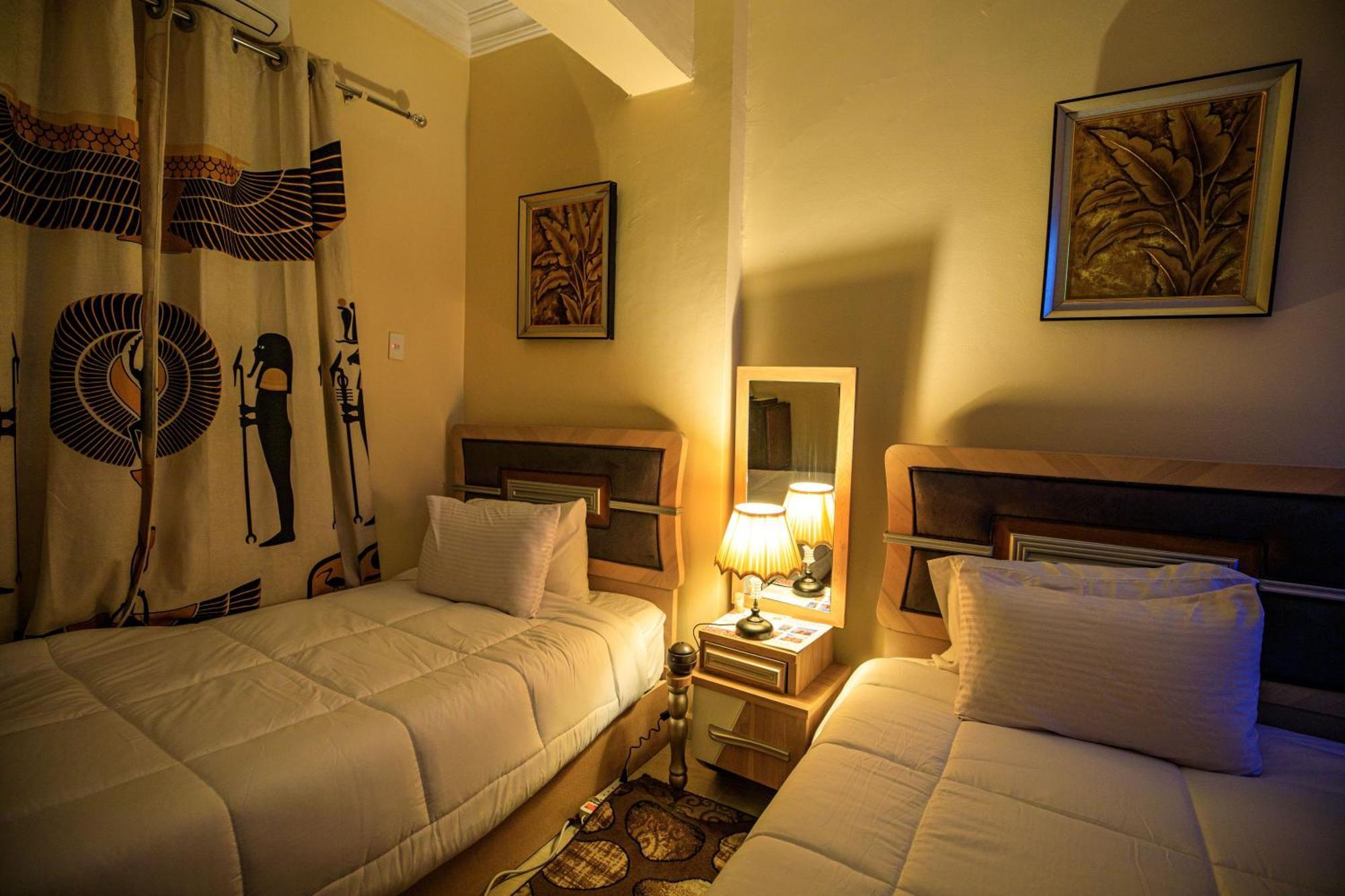 Couette-café Royal Bella Casa Pyramids Kafret el-Gabal